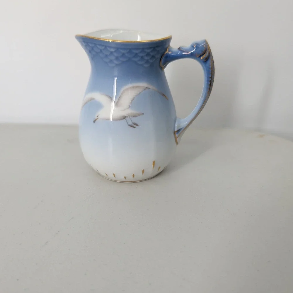Bing & Grondahl Seagull Creamer Pitcher Seahorse Handle Gold Trim Denmark 189